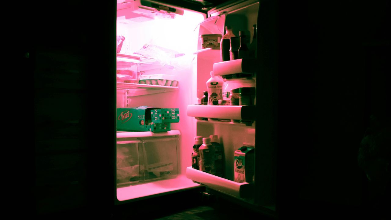 Frigo ouvert toute la nuit