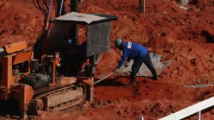 Aplanir un terrain bosselé efficacement