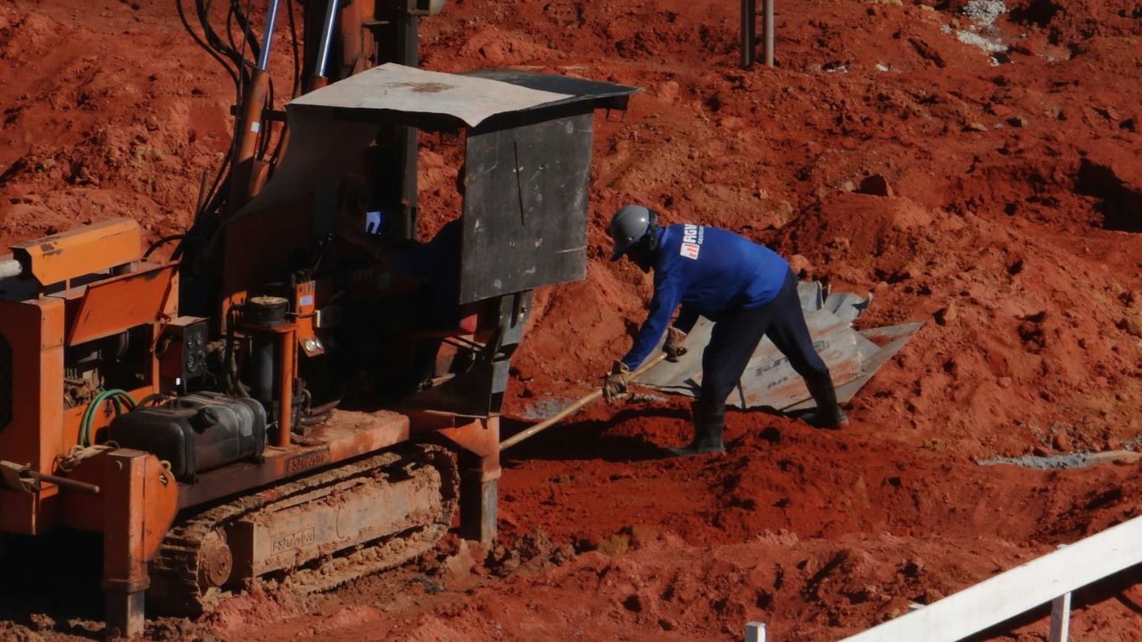 Aplanir un terrain bosselé efficacement